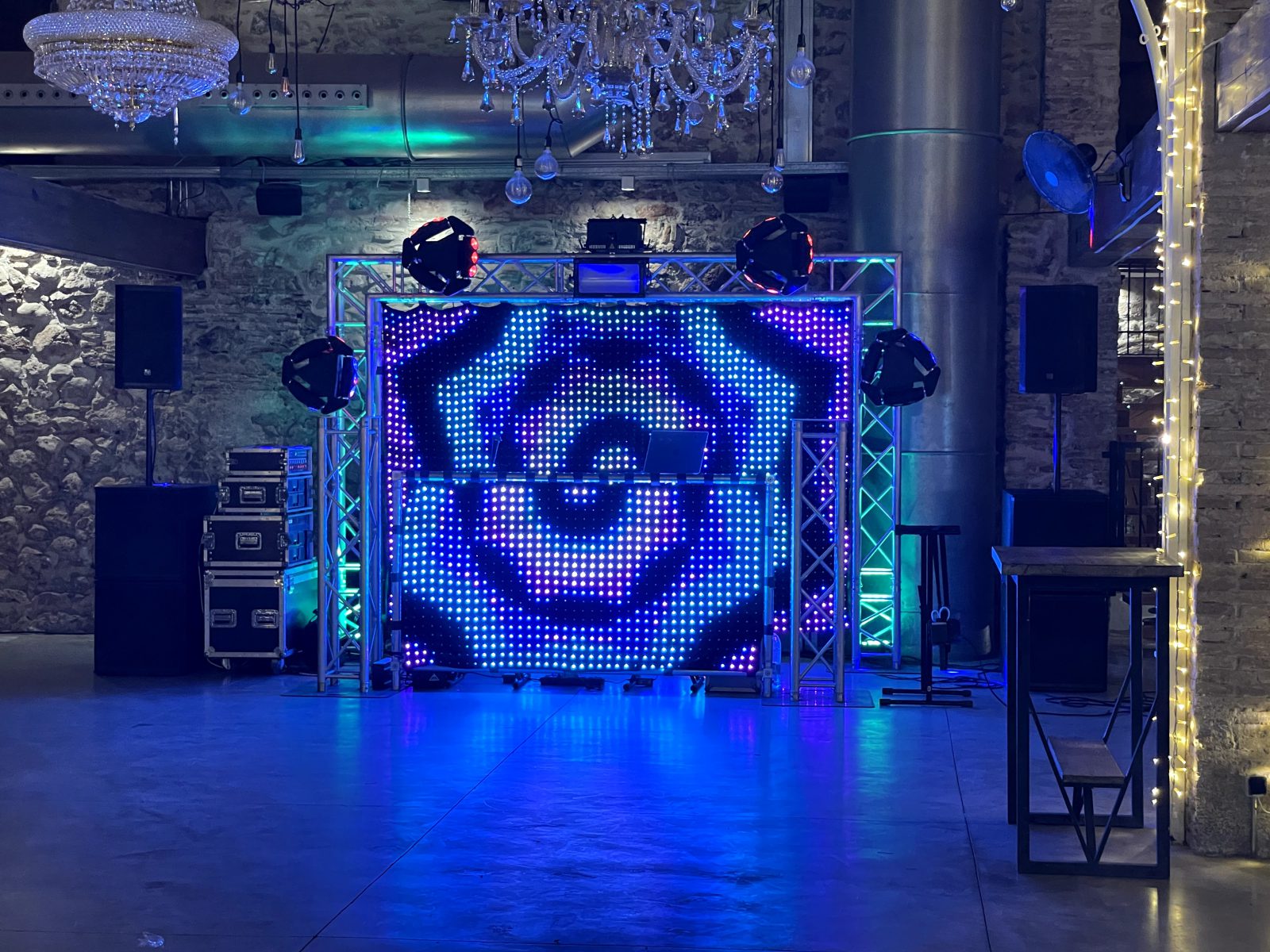 Led Deluxe